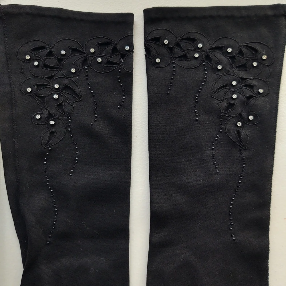 Vintage Wear Right Gloves Black Rhinestone & Cut Outs Size 6.5 - Picture 2 of 10